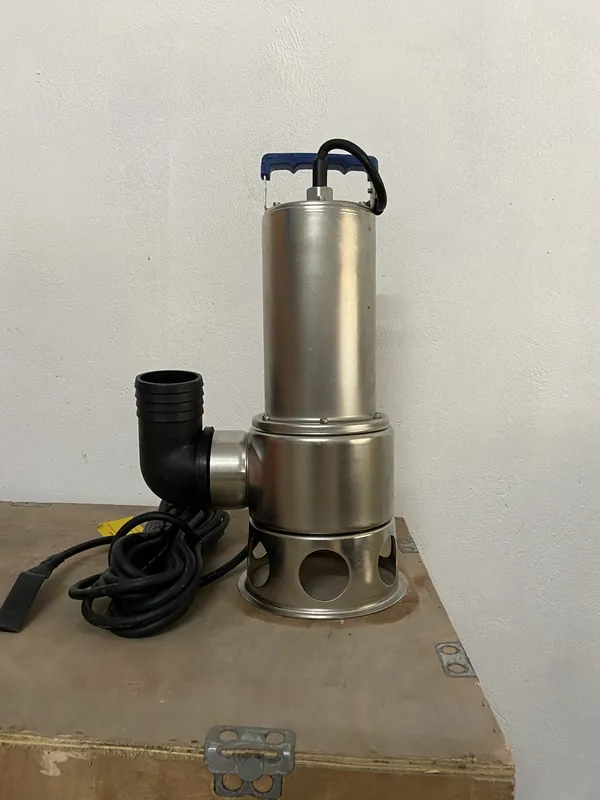 Bơm chìm nước thải inox Perotac: dải mã và cách chọn