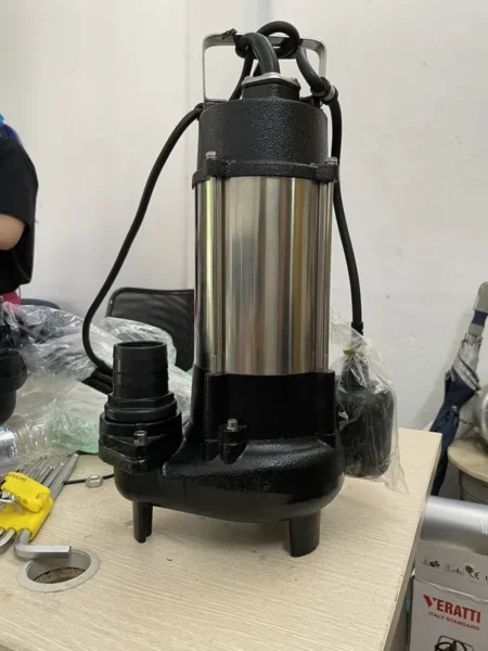 Nhận biết bơm chìm Perotac chính hãng cho xưởng xi mạ